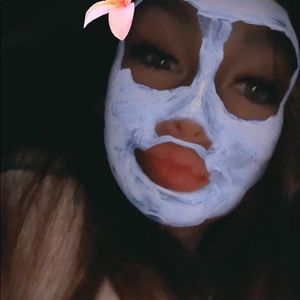 Meet your Posher, Alana